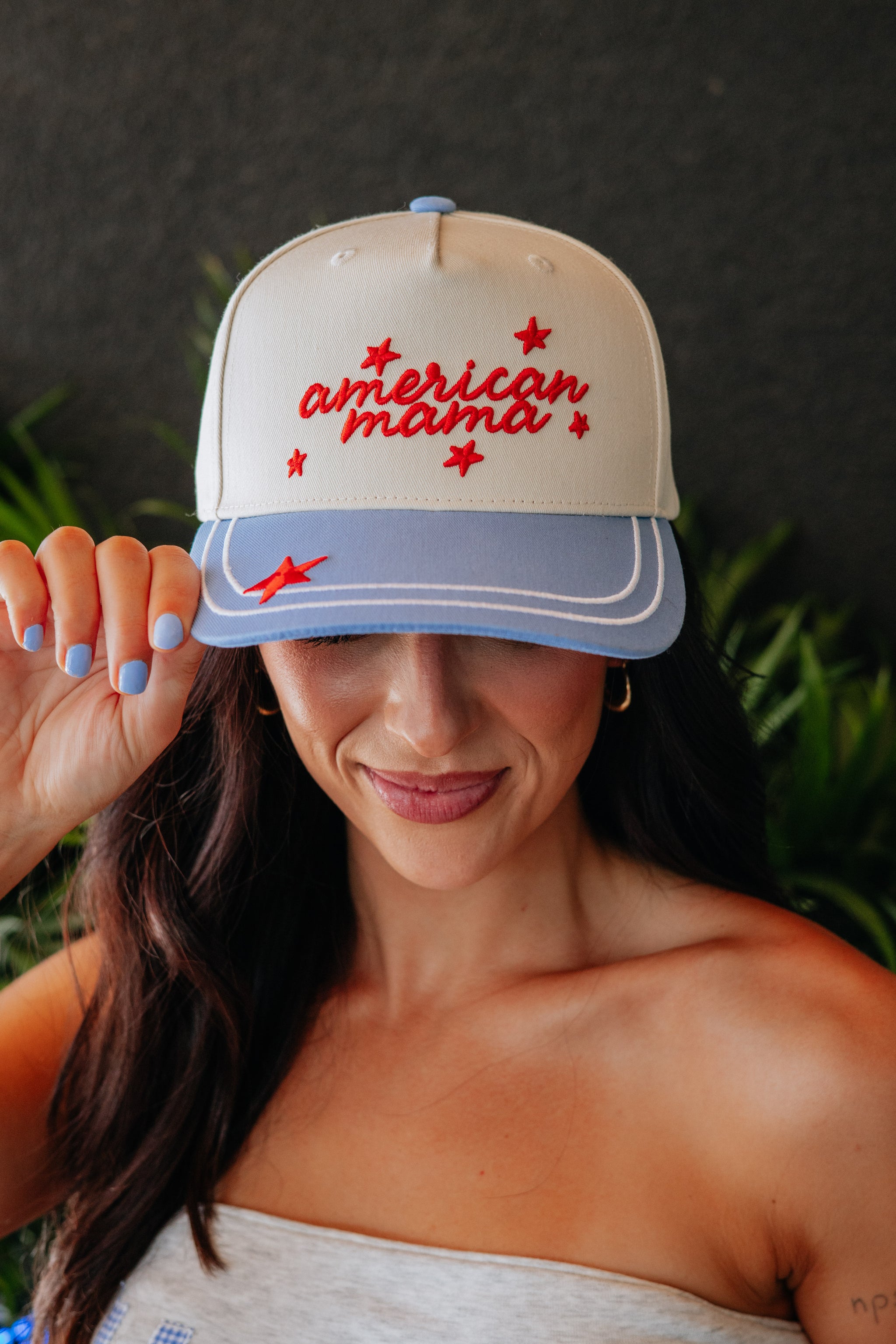 AMERICAN MAMA TRUCKER HAT